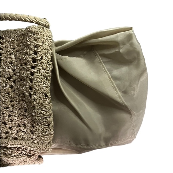 New Crochet Crossbody Purse - Picture 4 of 4